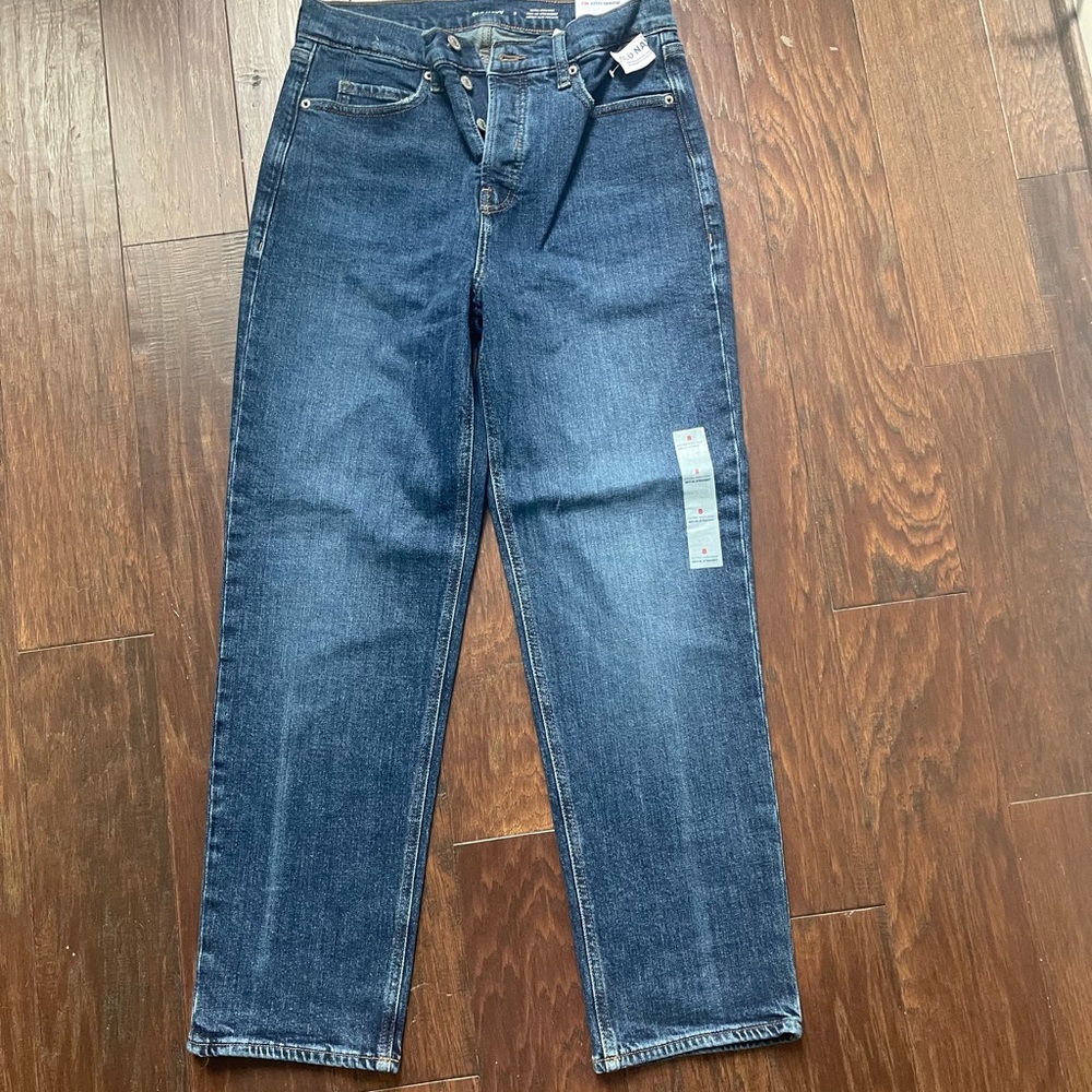 Women’s Old Navy size 8 straight jeans